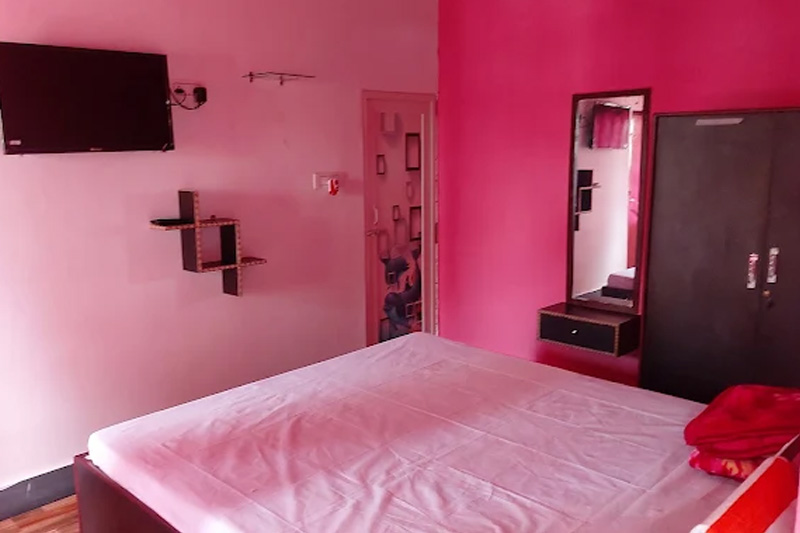 Room 4